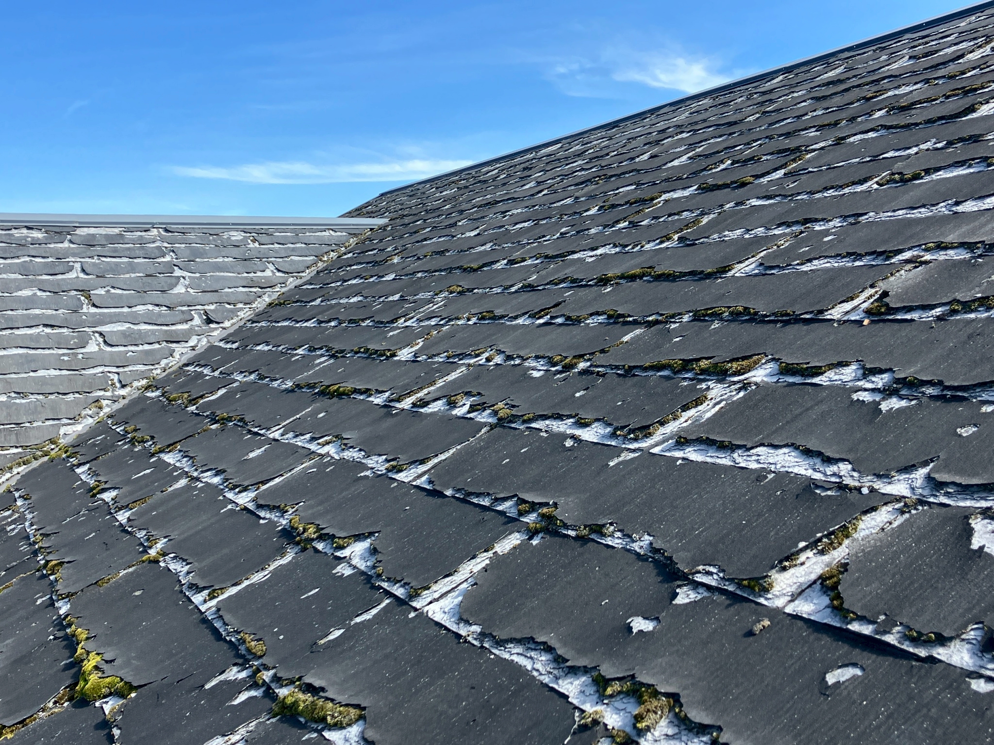 劣化したパミール屋根